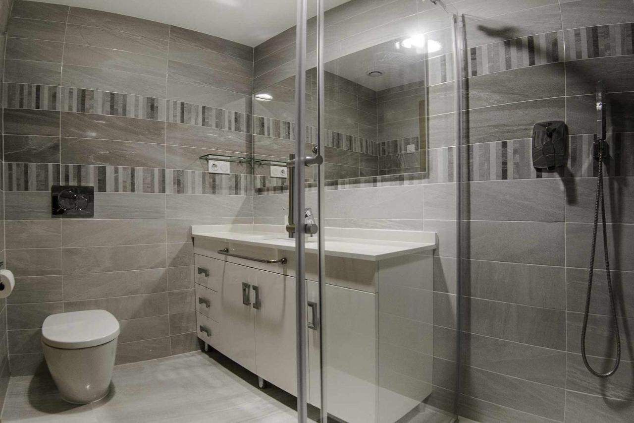 Apartamento Sea Senses Victoria Frente Al Mar Torrevieja Bagian luar foto